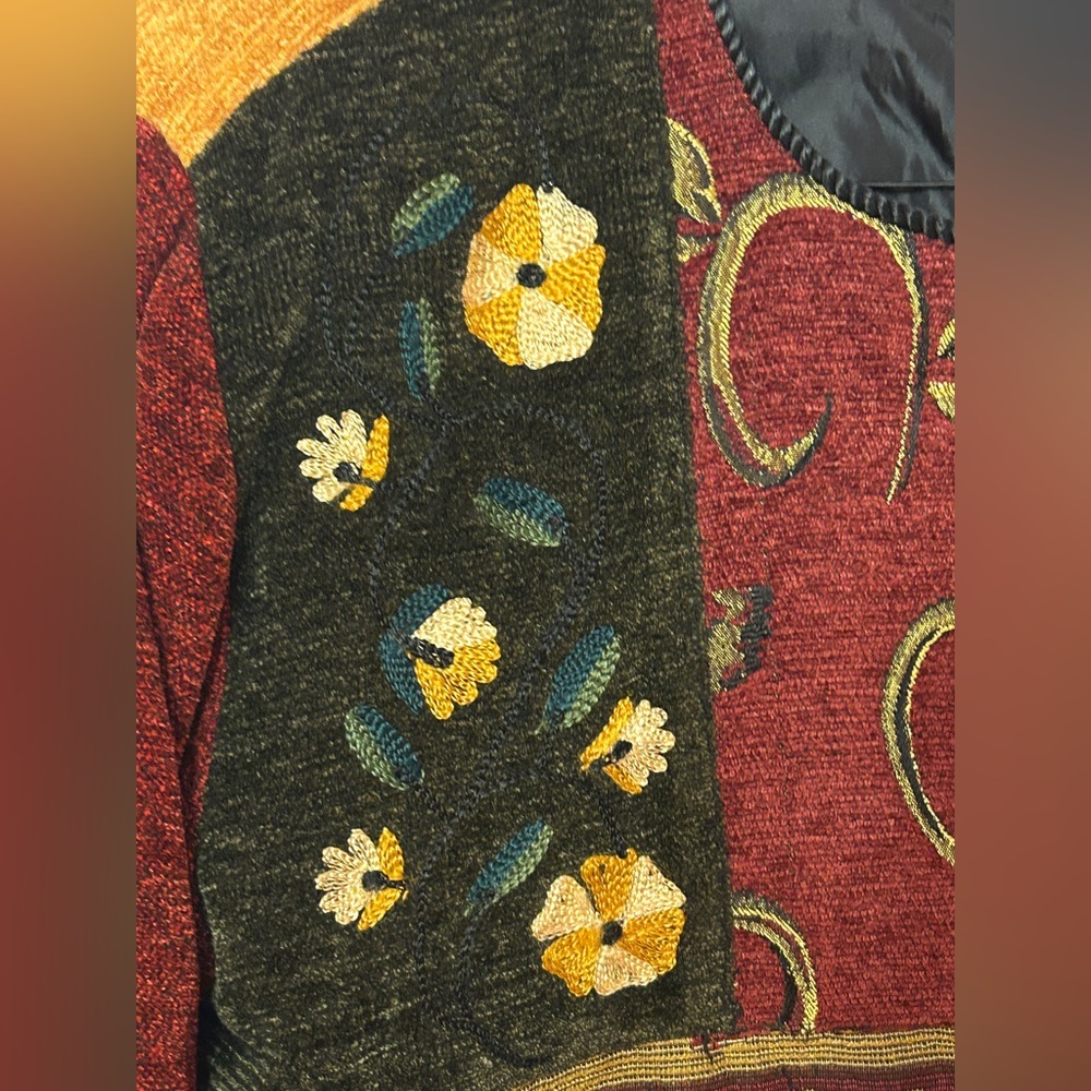 Ultimate Vintage Tapestry Jacket L | Patchwork Floral Embroidered Grandmacore - Picture 9 of 12